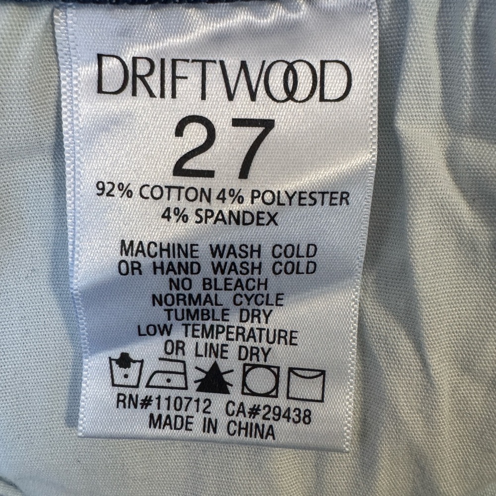Driftwood Women's Meg Straight Crop Blue Star Embellished Jeans Sz 27 - Picture 10 of 12